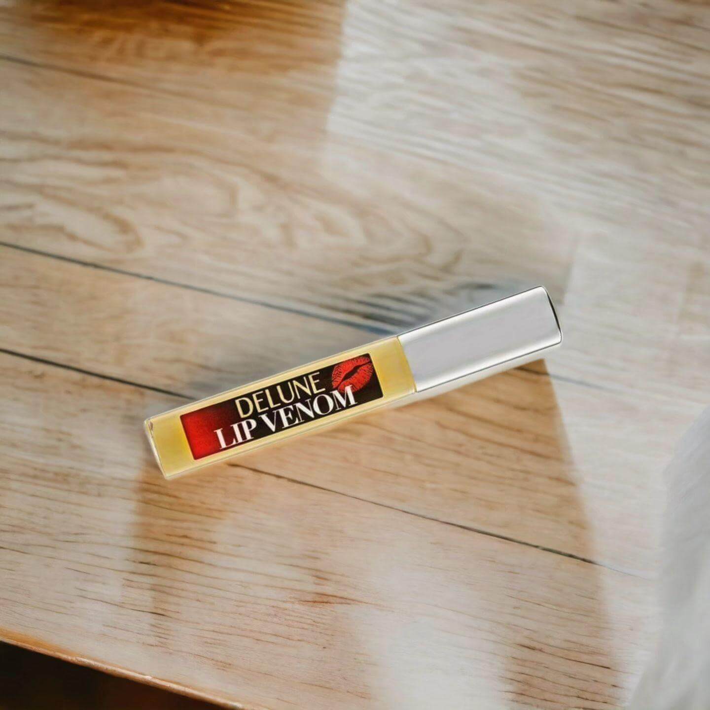 Lip Venom® Plumping Glossy Balm - Delune